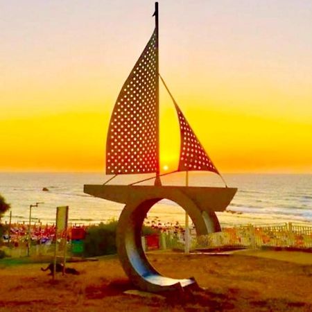 Beachfront Studio Apartment Bat Yam 412 エクステリア 写真