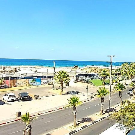 Beachfront Studio Apartment Bat Yam 412 エクステリア 写真