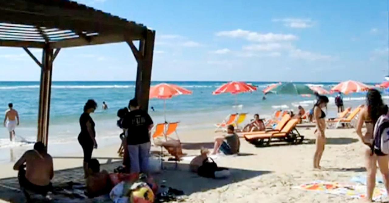 Beachfront Studio Apartment Bat Yam 412 エクステリア 写真